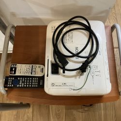 プロジェクター